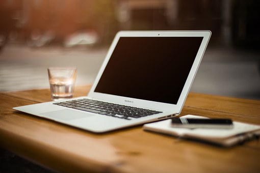home-office-336373__340